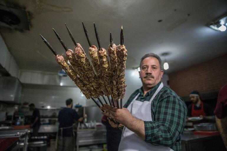 Şanlıurfanın sadece iki ay tüketilebilen özel lezzeti: Keme kebabı