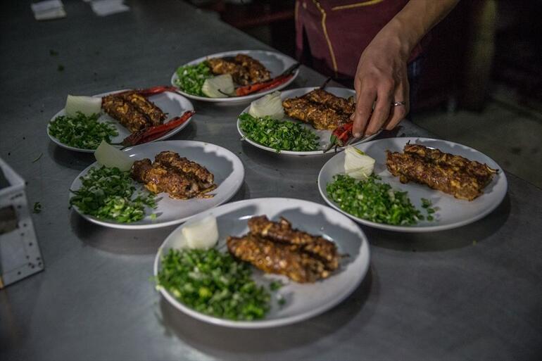 Şanlıurfanın sadece iki ay tüketilebilen özel lezzeti: Keme kebabı