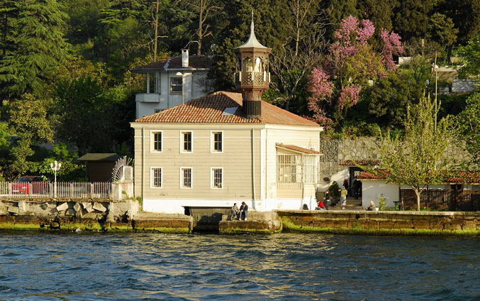 Üryanizade Camii