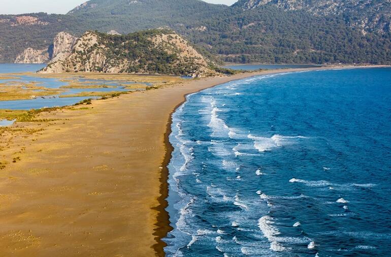 Yükselen burcunuza göre size özel tatil planını öğrenin