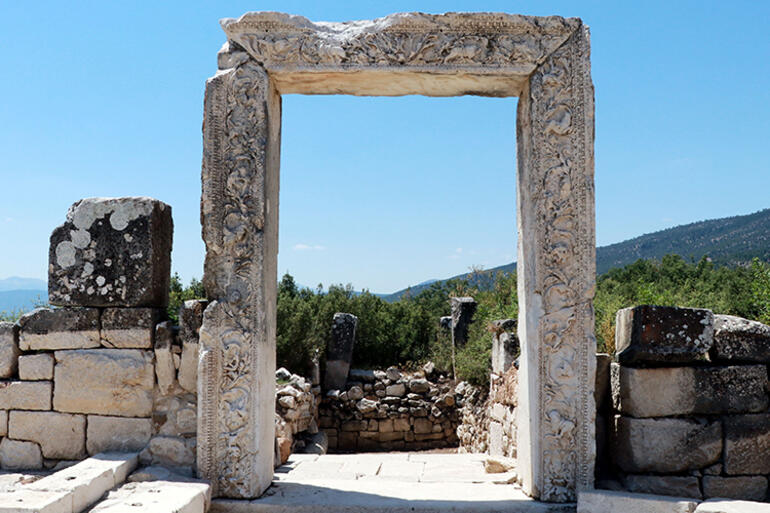 Kibyranın Medusası ziyaretçi çekiyor