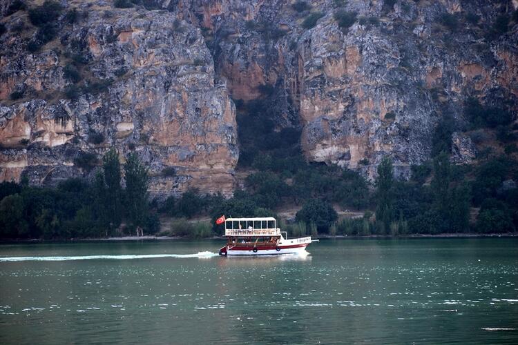 Bozkırın ortasındaki 'masalsı kent' Halfeti